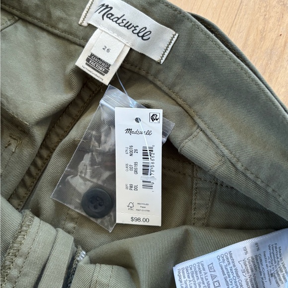 Madewell Griff Superwide-Leg Cargo Pants with Waist Tie - Desert Olive color - Picture 2 of 3